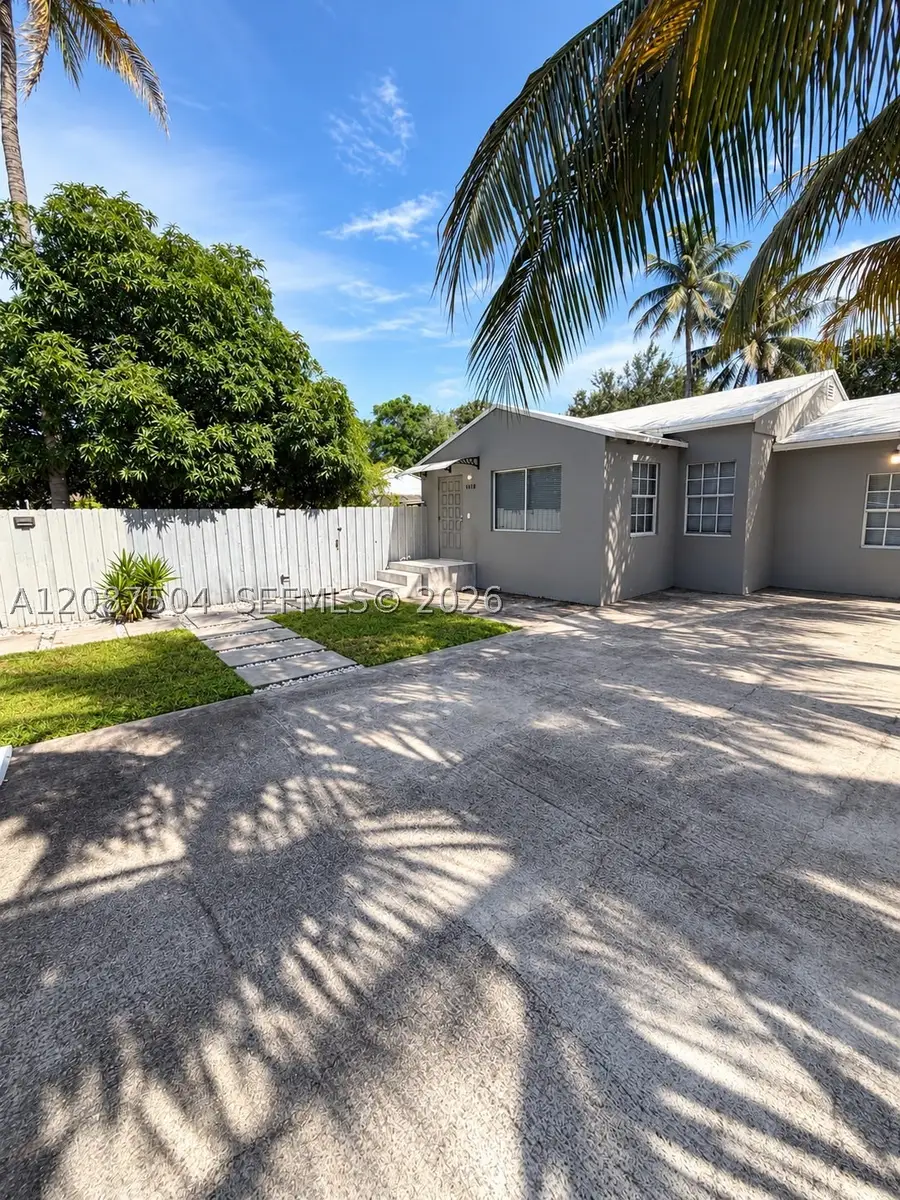 1418 NW 101st St, Miami, FL 33147 - #2
