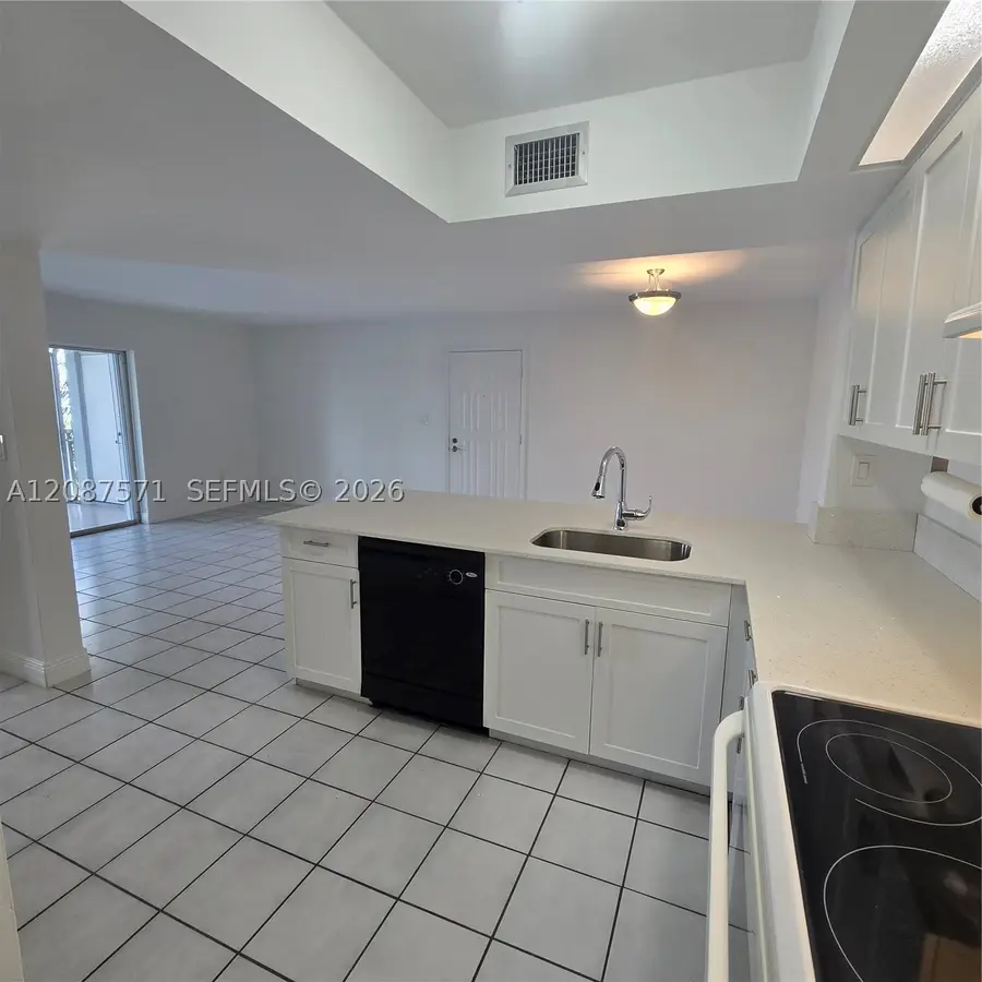 8600 SW 212th St #308, Cutler Bay, FL 33189 - #3