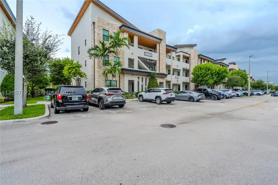 7809 NW 104th Ave #31, Doral, FL 33178 - #2
