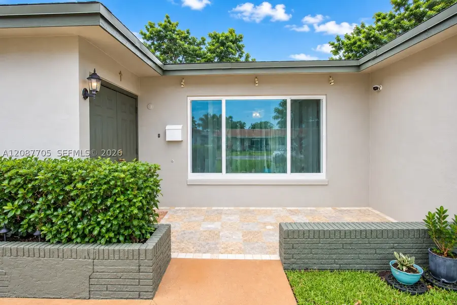 7303 NW 59th St, Tamarac, FL 33321 - #2