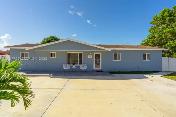 4522 NW 204th St, Miami Gardens, FL 33055