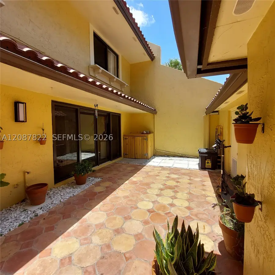 3871 Alcantara Ave #74D, Doral, FL 33178 - #3