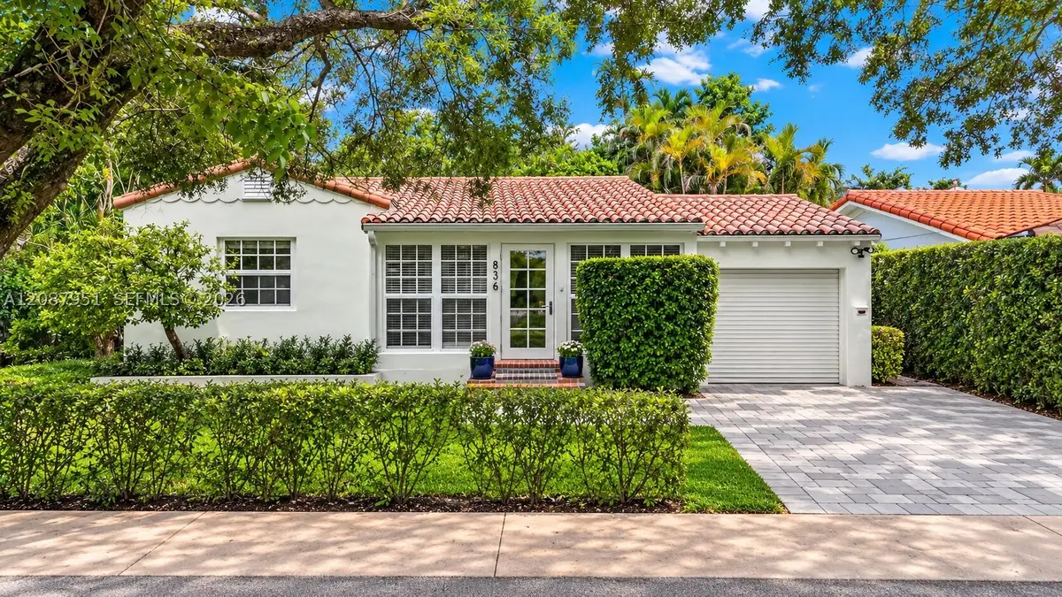 836 Alberca St, Coral Gables, FL 33134 - #1