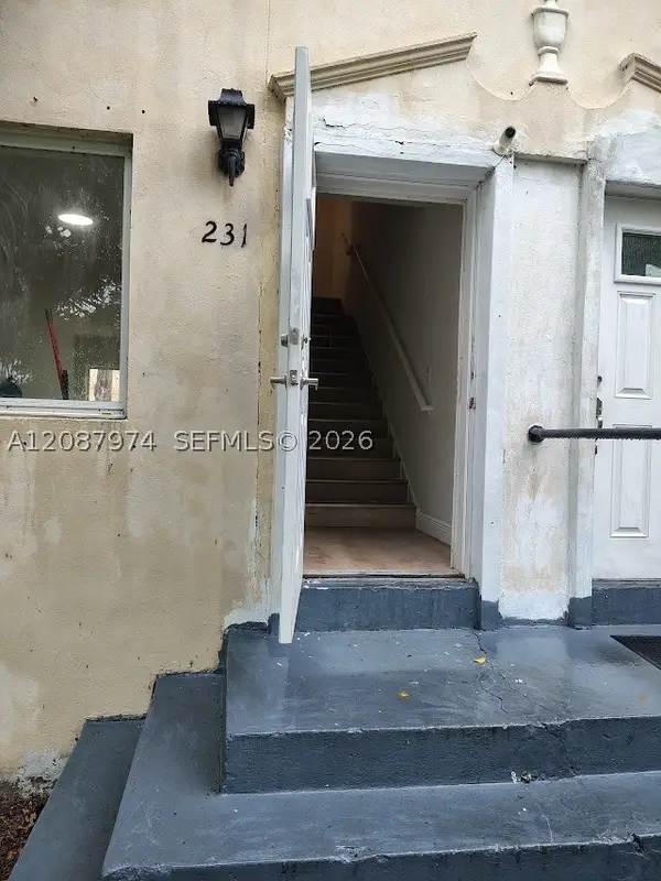 231 NW 83rd St #231, Miami, FL 33150
