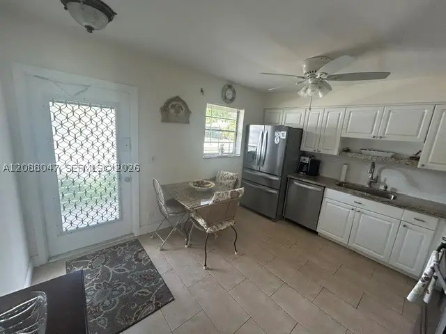 2 Briarwood Cir #112, Hollywood, FL 33024 - #3