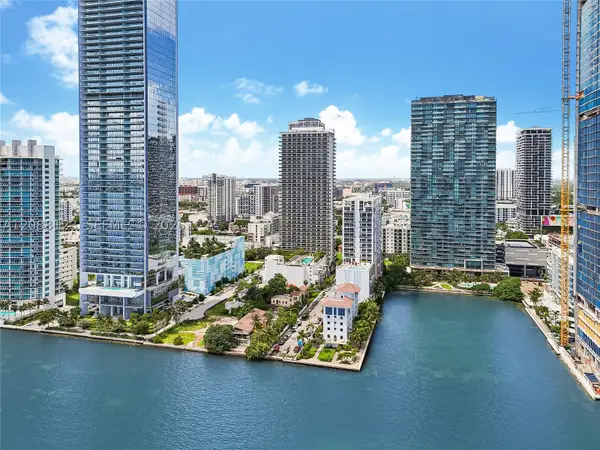 600 NE 27th St #704, Miami, FL 33137