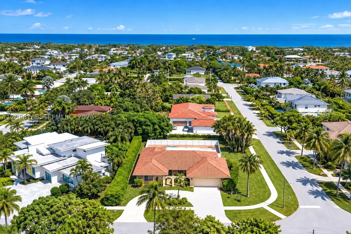 820 NE 4th Ave, Boca Raton, FL 33432 - #1