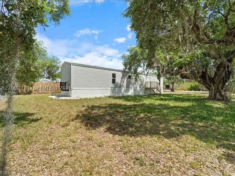 1038 Canopy Ln, Moore Haven, FL 33471 - #1