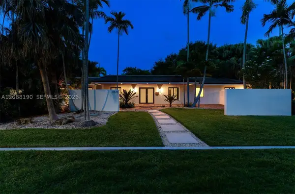 13575 SW 72nd Ct, Pinecrest, FL 33156