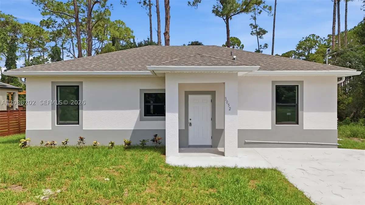 156 Carousel Ave, Labelle, FL 33935 - #1