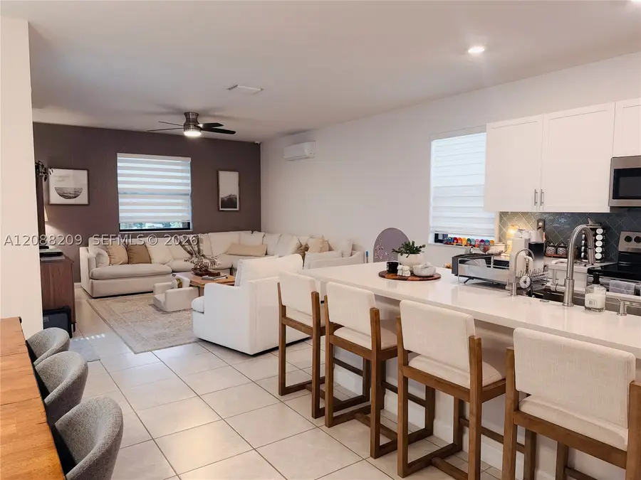 11014 W 35th Ln, Hialeah, FL 33018 - #3