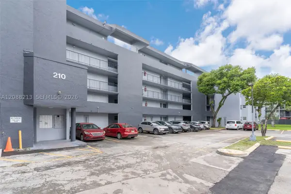 210 Fontainebleau Blvd #410, Miami, FL 33172