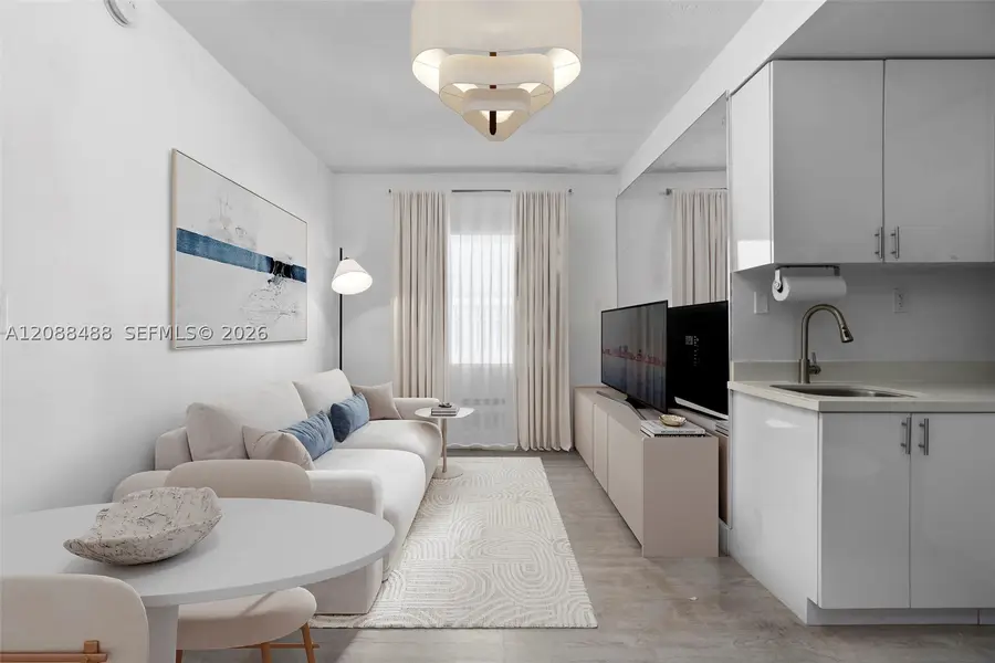 335 Ocean Dr #106, Miami Beach, FL 33139 - #3