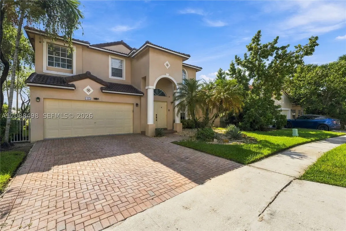 1423 SW 158th Ave, Pembroke Pines, FL 33027 - #1