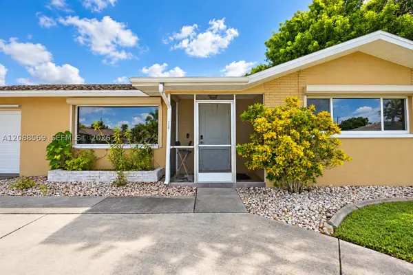 1204 Se 35th St, Cape Coral, FL 33904