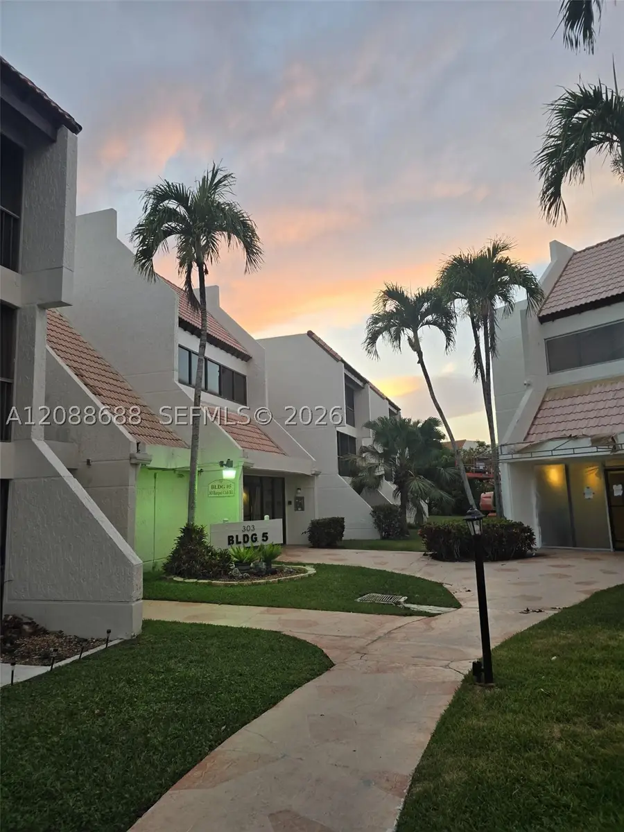 303 Racquet Club Rd #311, Weston, FL 33326 - #2