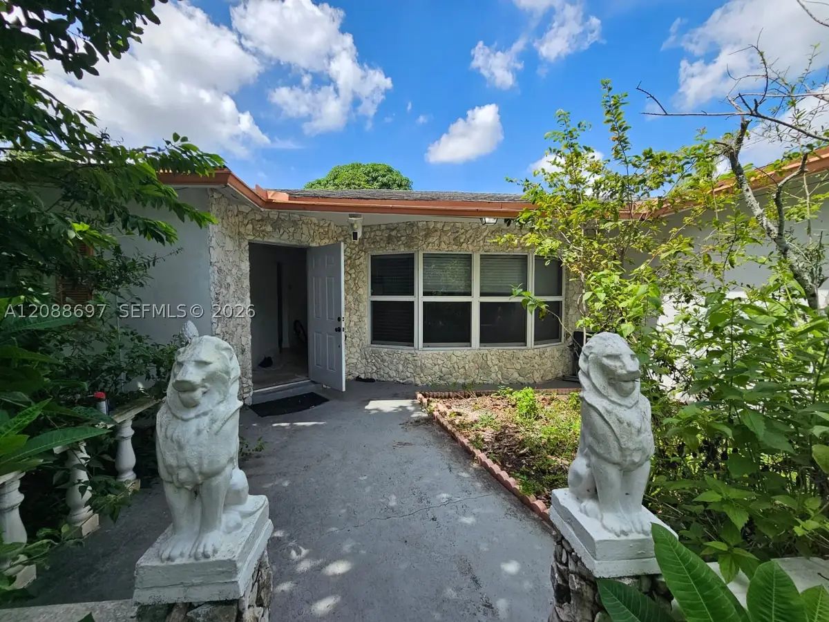 830 SW 50th Ave, Margate, FL 33068 - #1