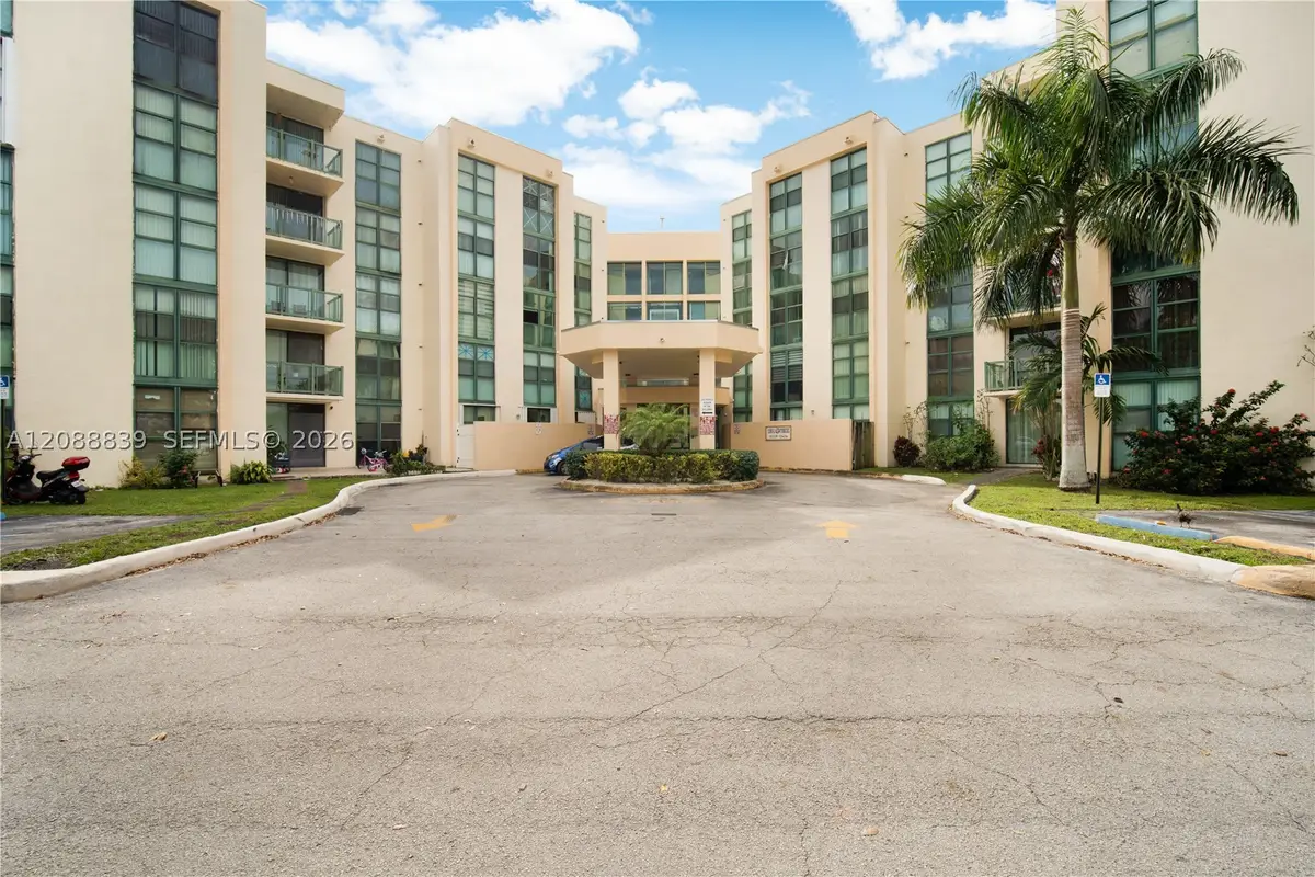 2075 SW 122nd Ave #130, Miami, FL 33175 - #1