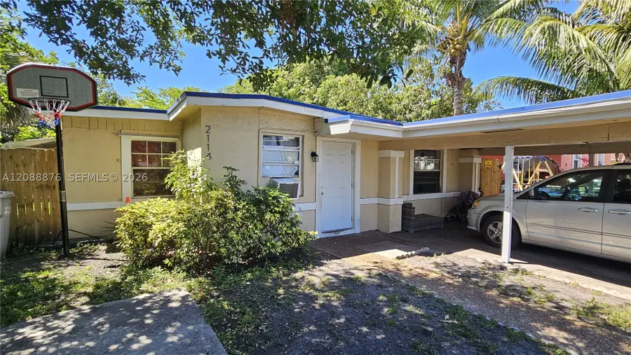 2114 NW 5th St, Pompano Beach, FL 33069 - #3