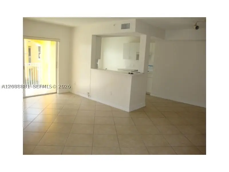 155 NW 96th Ter #2-202, Pembroke Pines, FL 33024 - #3