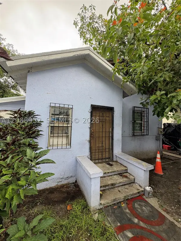 7822 NE Miami Ct, Miami, FL 33138