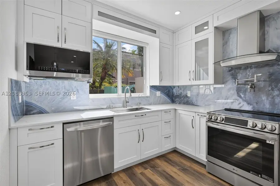 214 Riverwalk Cir, Sunrise, FL 33326 - #2