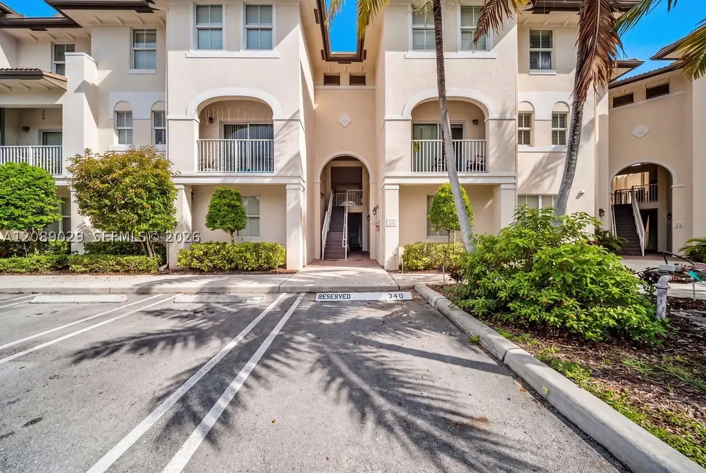 11603 NW 89th St #213, Doral, FL 33178 - #1
