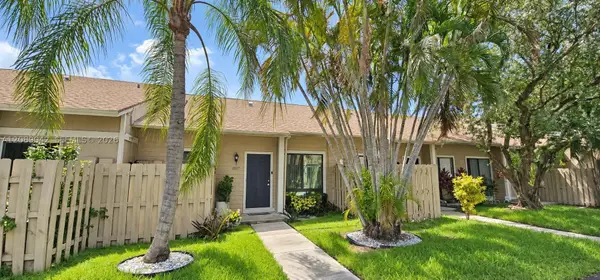3557 NW 111th Ter, Sunrise, FL 33351