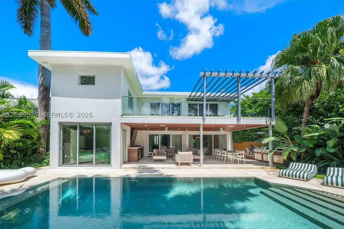 110 Venetian Way, Miami Beach, FL 33139 - #1