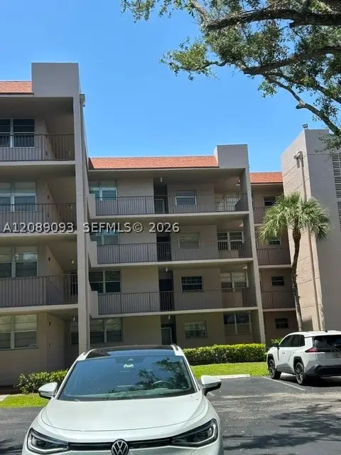 1811 Sabal Palm Dr #204, Davie, FL 33324 - #2