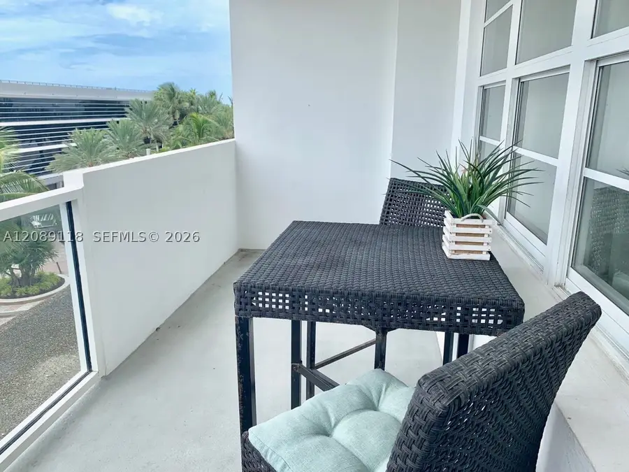 100 Lincoln Rd #427, Miami Beach, FL 33139 - #3