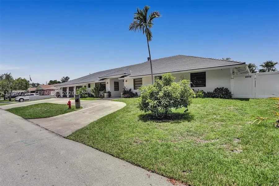 1531 SE 24th Ter, Pompano Beach, FL 33062 - #2