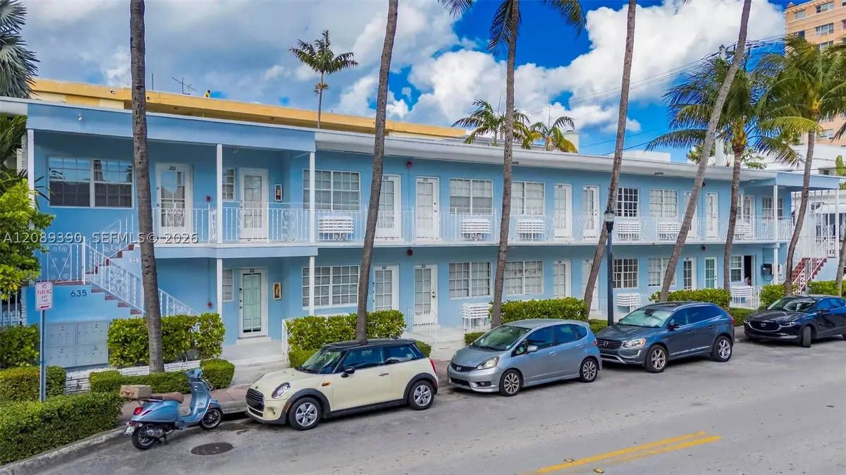 635 8th St #205, Miami Beach, FL 33139 - #1
