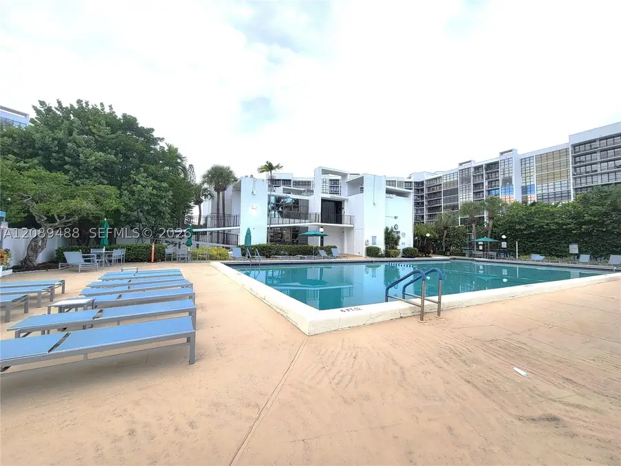 800 Parkview Dr #309, Hallandale Beach, FL 33009 - #3