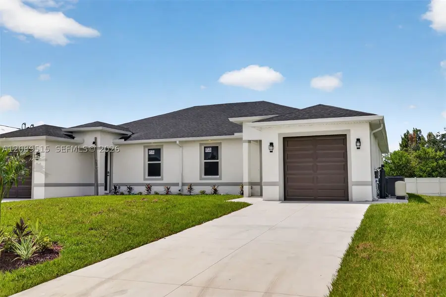 1136/1138 S Gilbert Ave, Lehigh Acres, FL 33973 - #2
