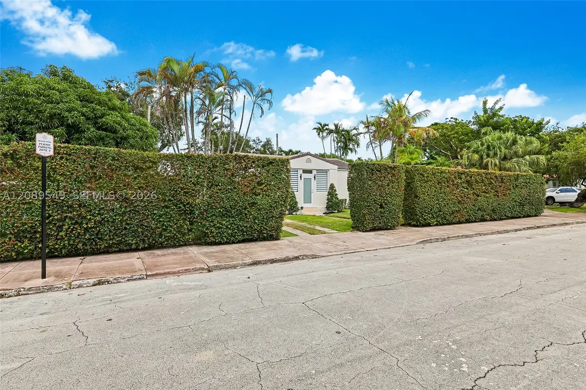 47 Fonseca Ave, Coral Gables, FL 33134 - #1
