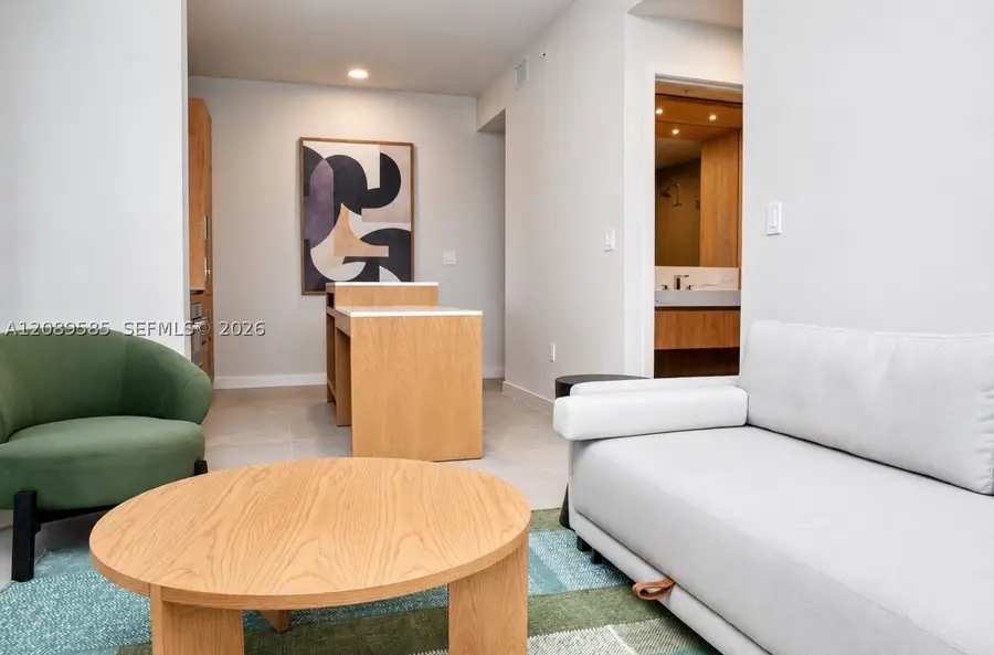 11 NE 6th Street #1109, Miami, FL 33132 - #3