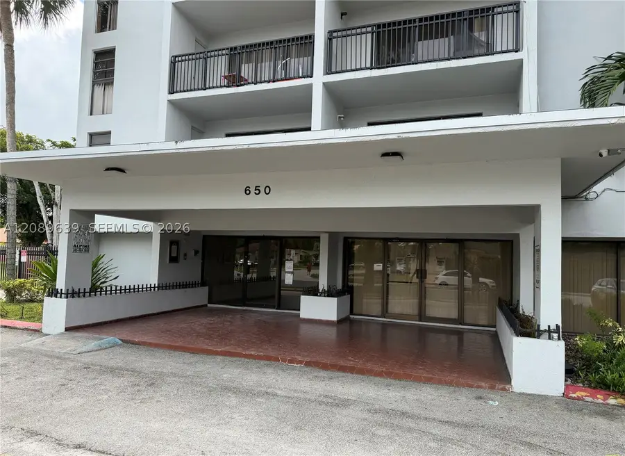650 NE 149th St #406A, Miami, FL 33161 - #3