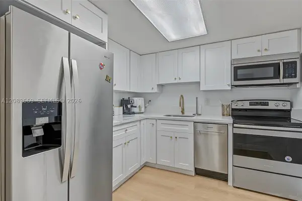 8307 SW 142nd Ave #E311, Miami, FL 33183