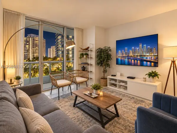 485 Brickell Avenue #1611, Miami, FL 33131