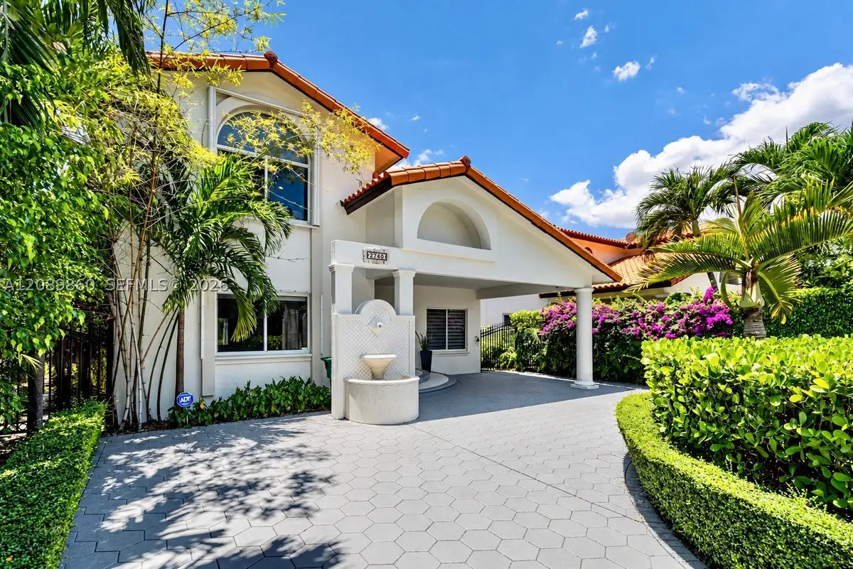 2740 SW 13th St, Miami, FL 33145 - #1
