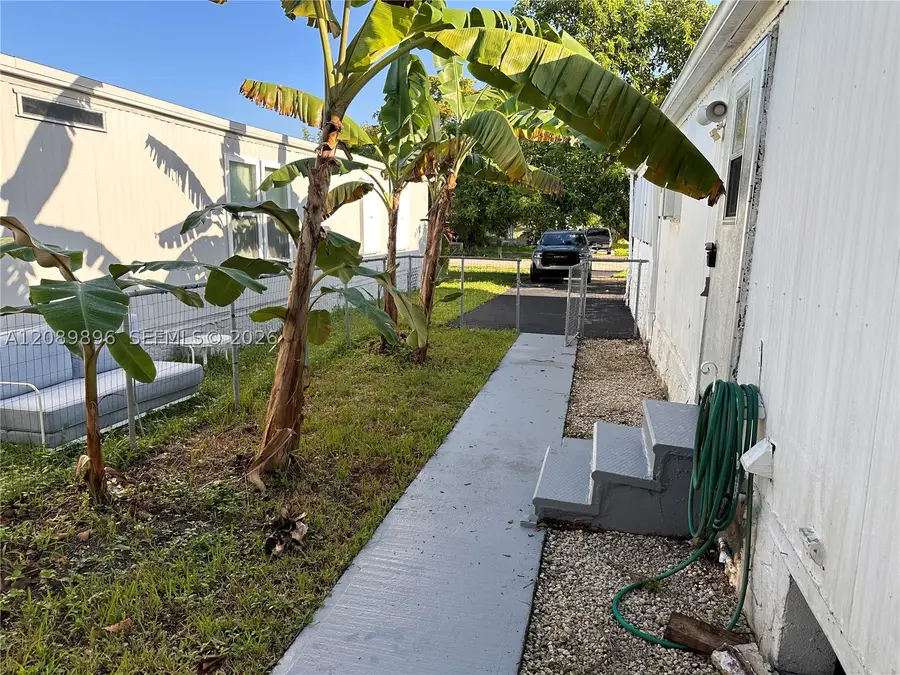 3028 SW 50th St, Dania Beach, FL 33312 - #2
