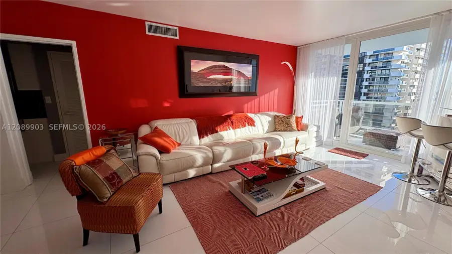 5700 Collins Ave #11B, Miami Beach, FL 33140 - #2