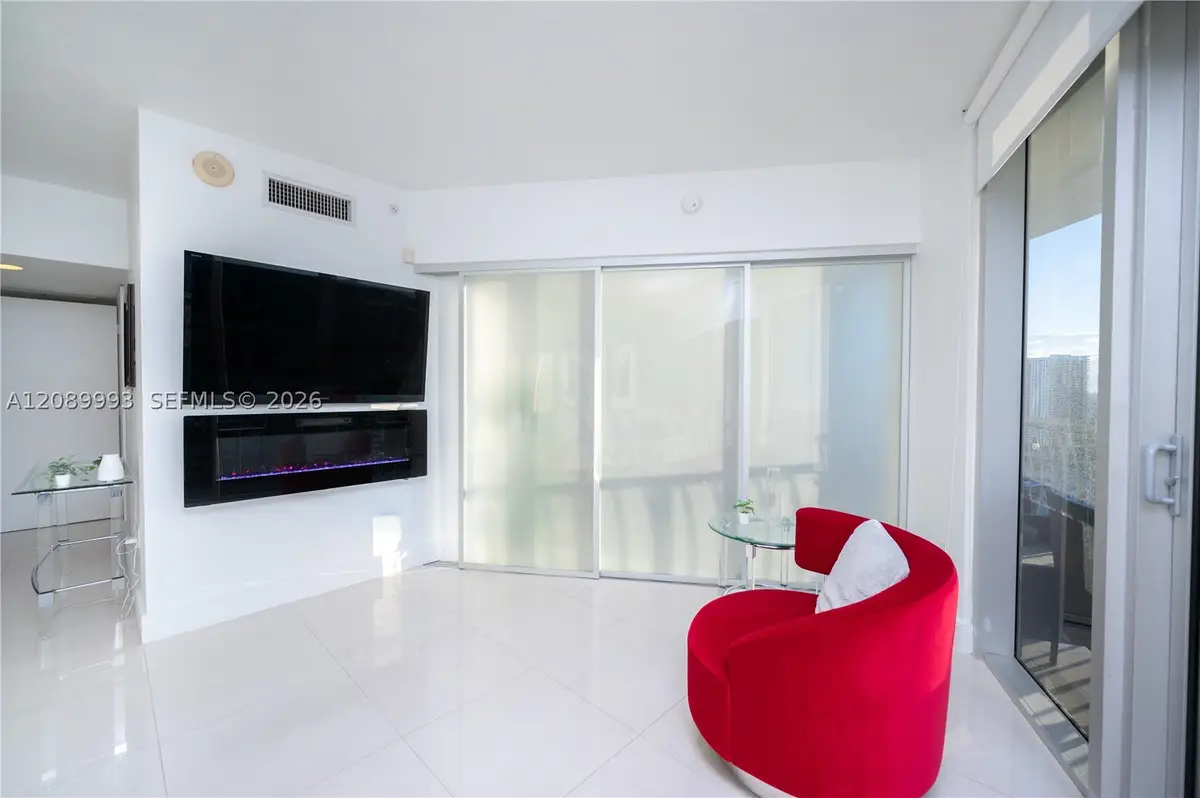1750 N Bayshore Dr #2615, Miami, FL 33132 - #1