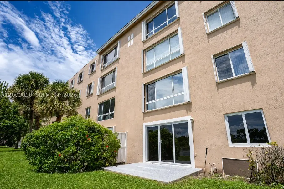 5810 Crystal Shores Dr #102, Boynton Beach, FL 33437 - #1
