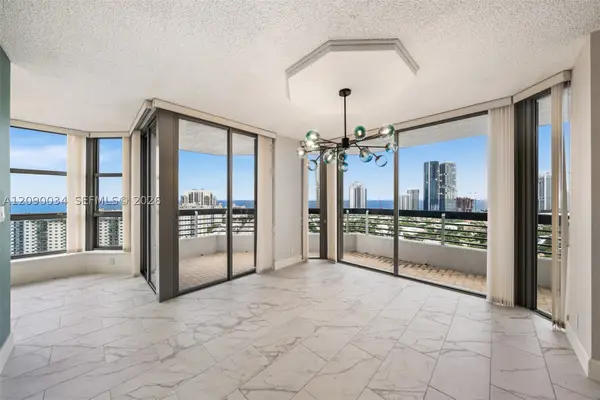 19195 Mystic Pointe Dr #2406, Aventura, FL 33180