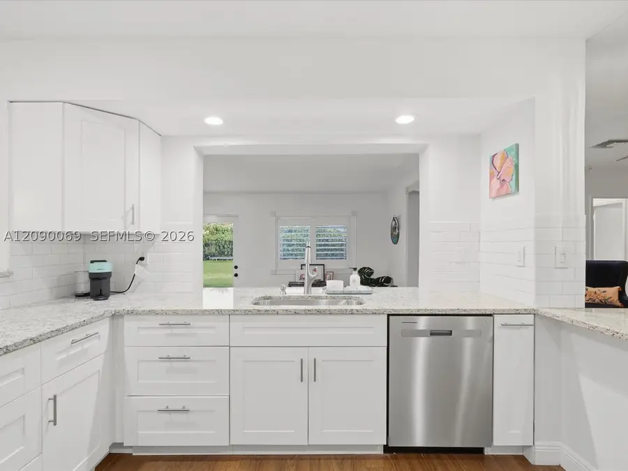 5740 SW 8th St, Plantation, FL 33317 - #3