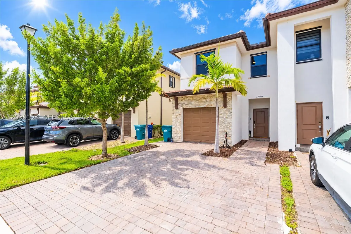 25304 SW 108th Ave, Homestead, FL 33032 - #1