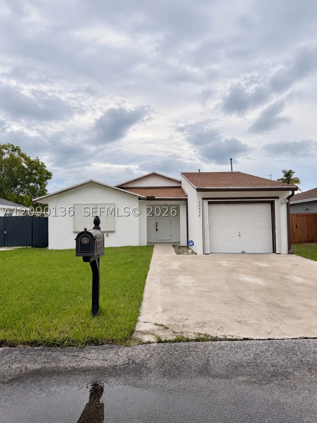 20924 Grouper Dr, Cutler Bay, FL 33189 - #1
