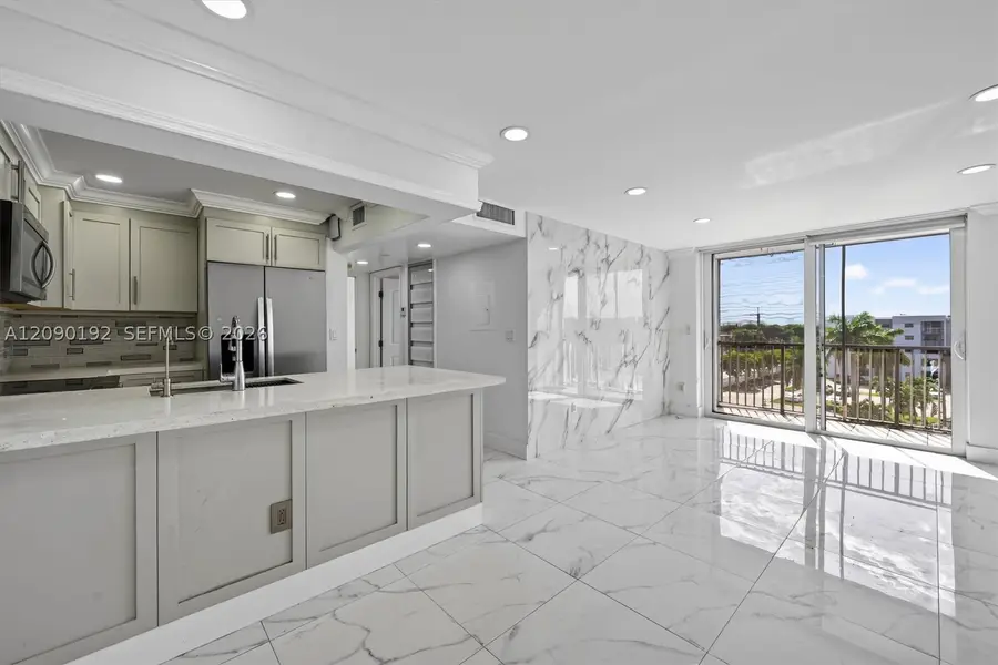 8075 NW 7th St #503, Miami, FL 33126 - #2